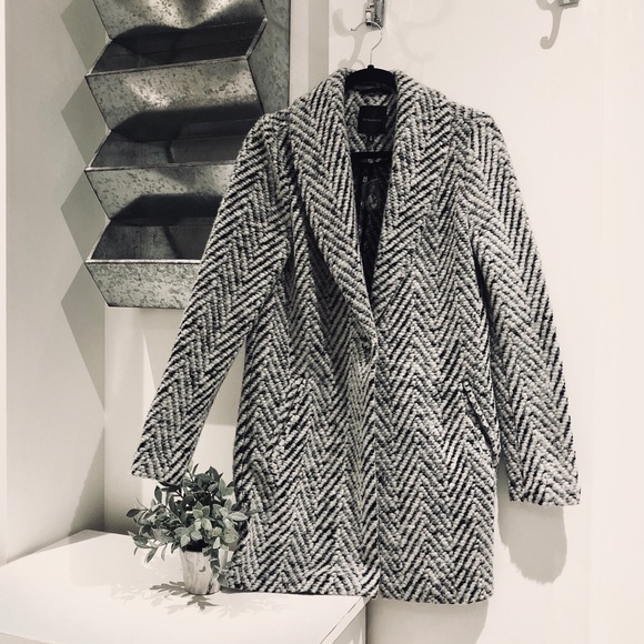 Dynamite Coat